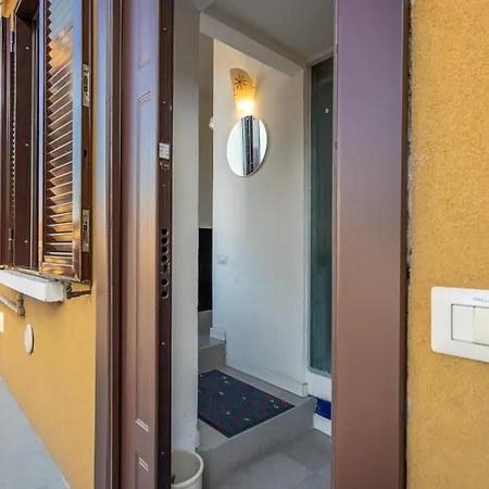 Accademia By Halldis アパート ミラノ